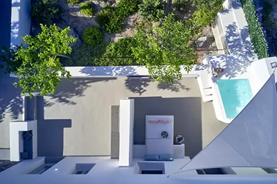 Nova Luxury Suites Santorini