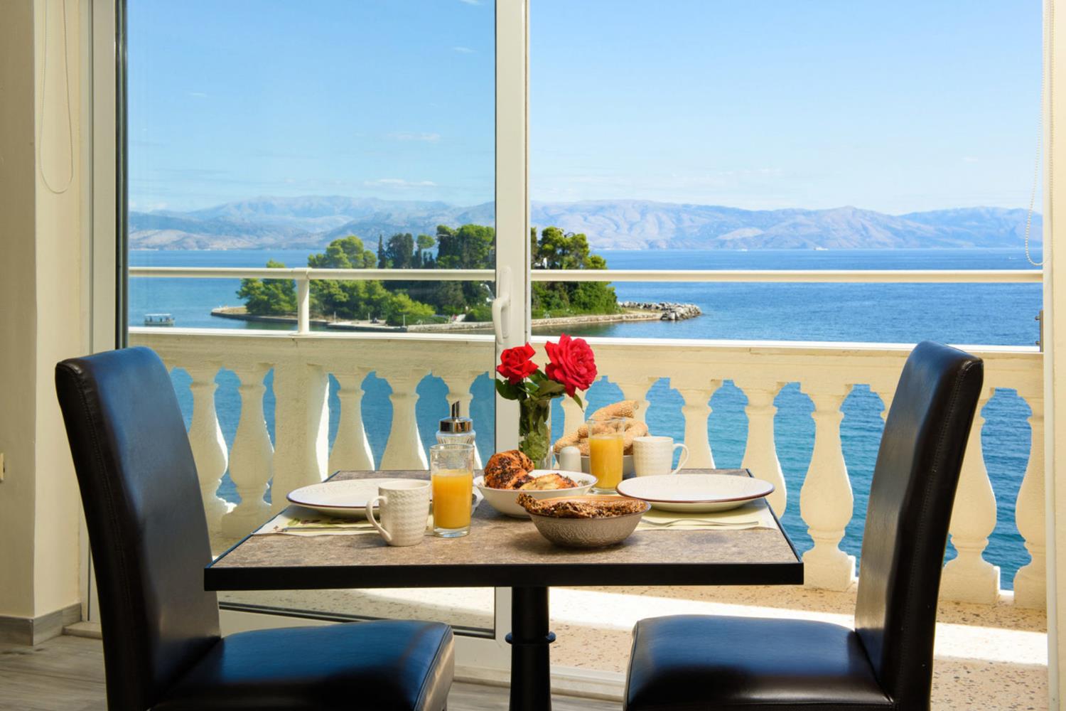 Pontikonissi Hotel