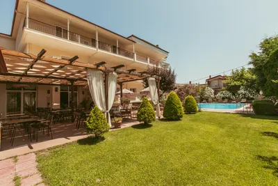 Electra Hotel