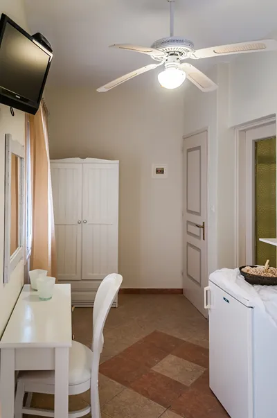 Oceanis Rooms