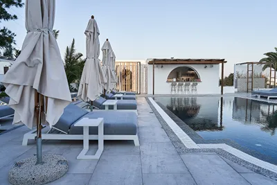 Petri Suites Santorini