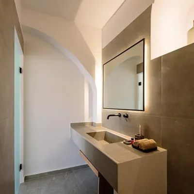 Elia Caldera Suites