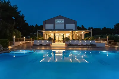 Simeon Hotel