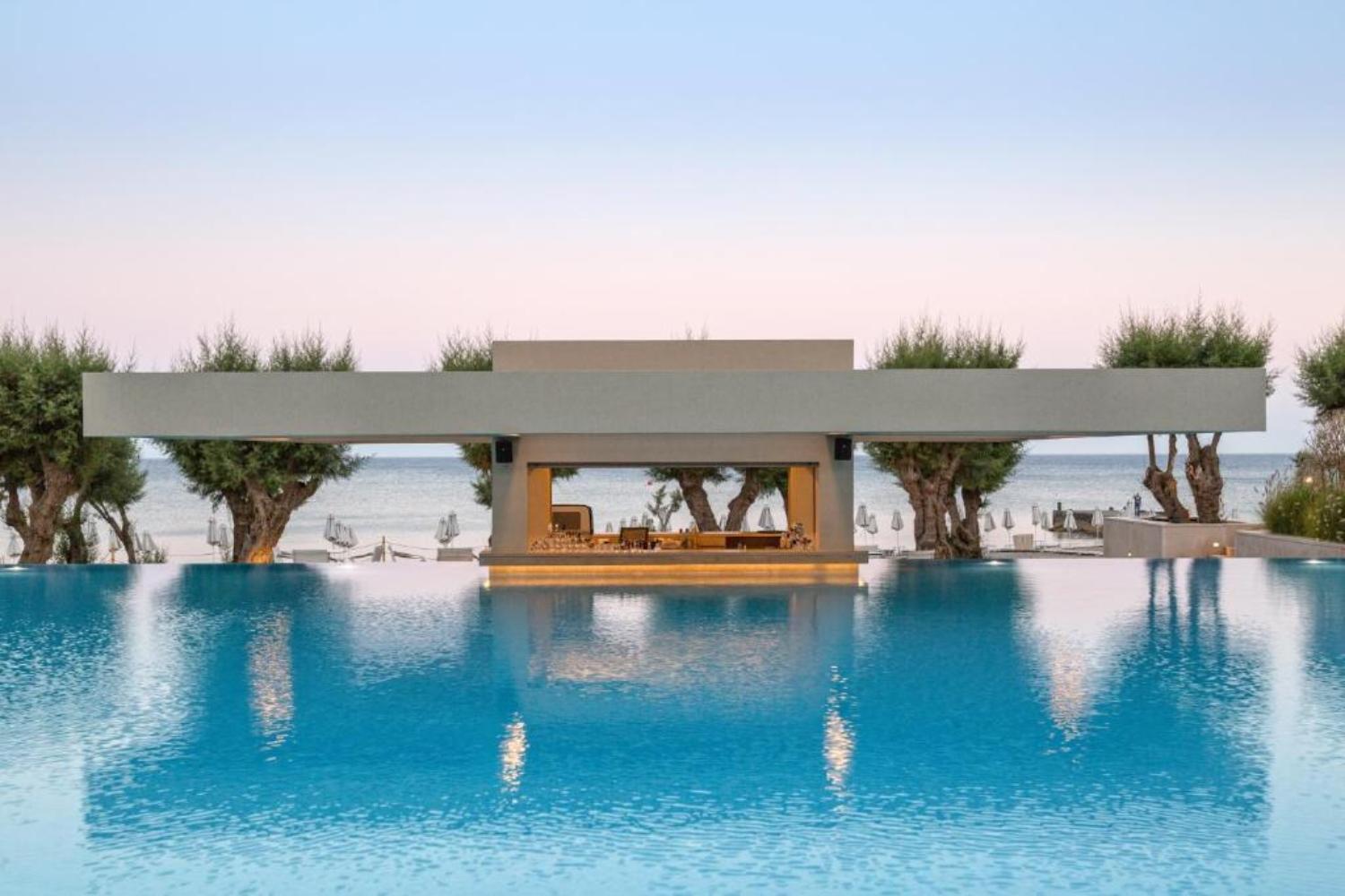 Amada Colossos Resort