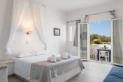 Naoussa Hotel Paros by Booking Kottas