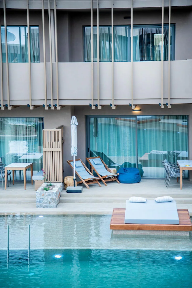 Senseana Sea Side Resort & Spa