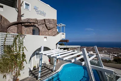 Erato Apartments Firostefani