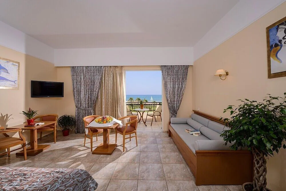 Vantaris Palace Hotel