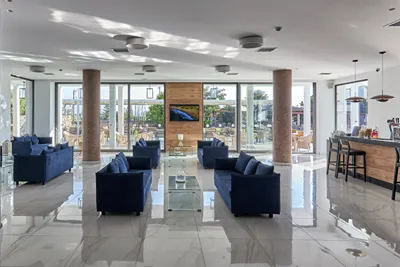 Amounda Bay Hotel