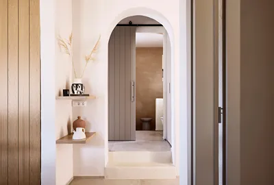 Apsila Pool Suites