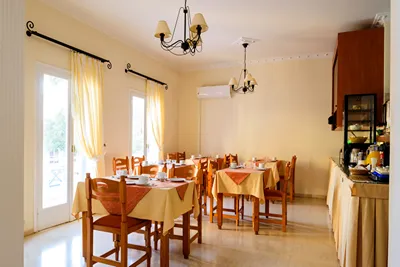 Karidis Hotel