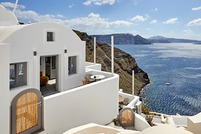 Allure Breeze Suites
