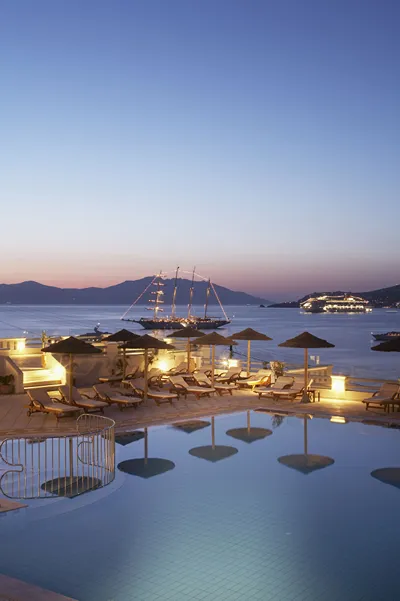 Grand Beach Hotel Mykonos