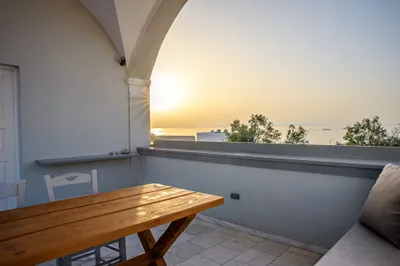 Oia Hostel