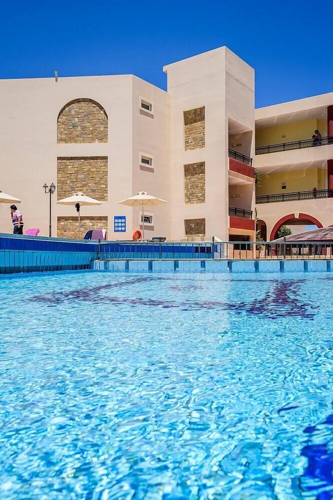 Vantaris Palace Hotel