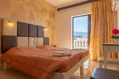 Akis Villa Studios & Apartments with Pool