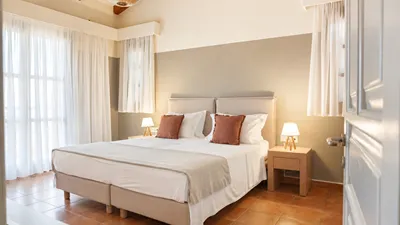 Kaminos Hotel by Nin & Bau