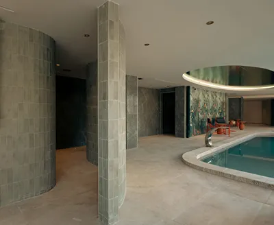 Zeus Eleva Kassandra Lagoon