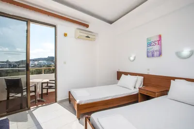 NIKOS BnB