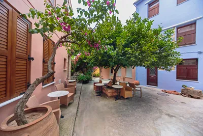 Kasteli Suites Chania