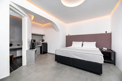 Santa Irina Sunny Loft Suites