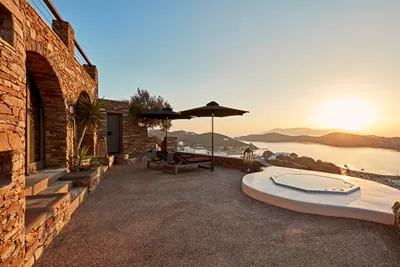 Liostasi Hotel