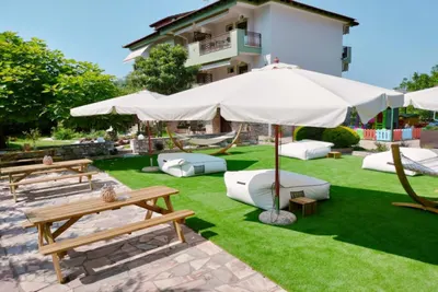 Anassa Studios