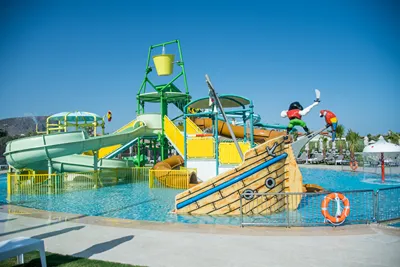 SENSEANA Sea Side Resort & Aquadventure
