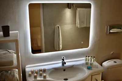 Aeolos Art & Eco Suites Adults Only