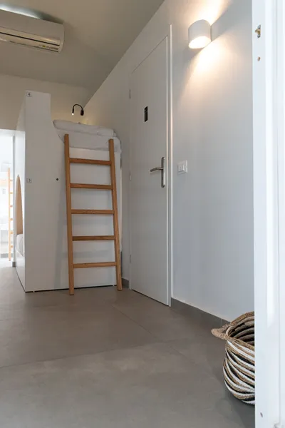 Oia Hostel
