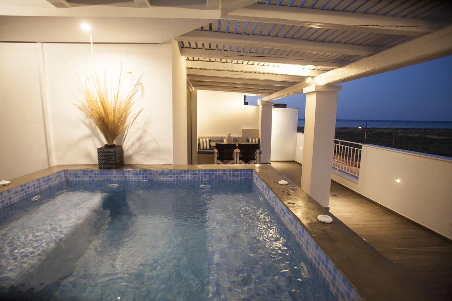 Evilion and Stilvi Hotels