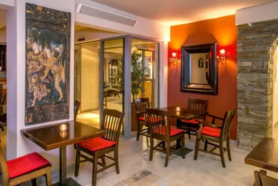 Thalassies Hotel