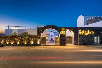 Sole d'οro Luxury Suites Santorini