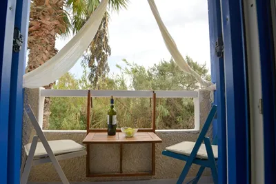 Anemelia Hotel Adamas