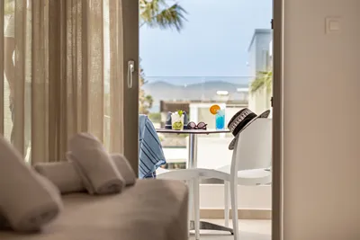 Mythos Suites Hotel