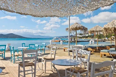 Royal Marmin Bay Boutique & Art Hotel