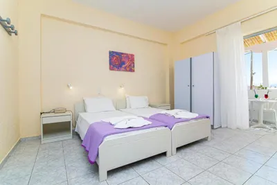 Triton Hotel