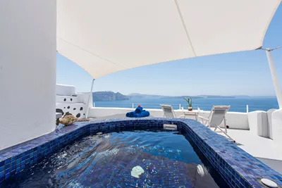 Ambition Suites Santorini