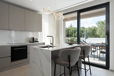 Kymothoe Elite Suites