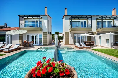 Sunny Villas Resort and Spa