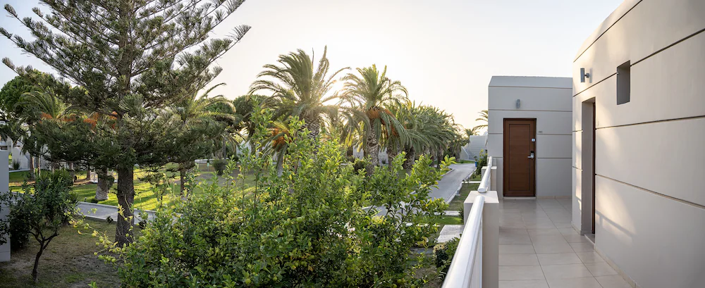 Akti Coast Club