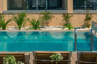 Notos Deluxe Suites