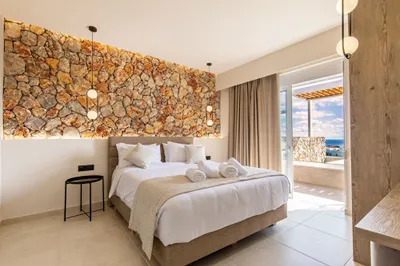 Venezia Luxury Living