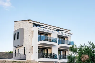 Cocooning Suites by Blue Carpet
