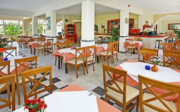 Cavo D’ Oro Hotel
