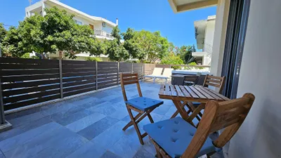 Rhodes City University Suite