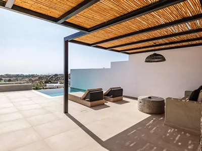 Evi Suites & Villas