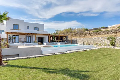 Villa Yasemin on the Rock