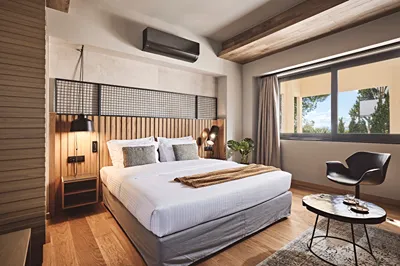 Cama Luxury Suites Glyfada