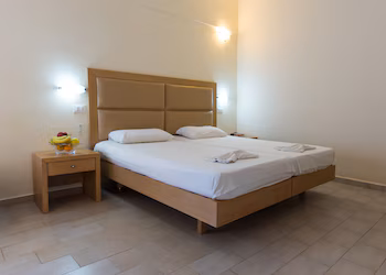 Amaryllis Beach Front Hotel